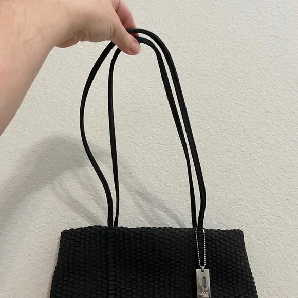 Rare 90s NINE WEST Black Woven Tote Bag Shoulder Bag Textured Style - Picture 3 of 7